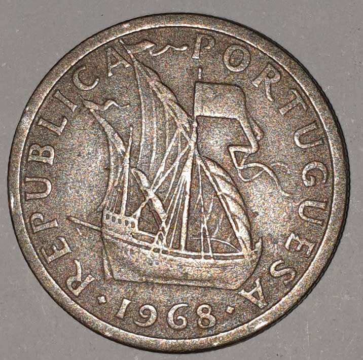 1968 - 2.5 ESCUDOS - 2$50 - 2 1/2 - PORTUGAL - PORTUGUESA - KM#590 - COPPER-NICKEL - PORTUGUESE